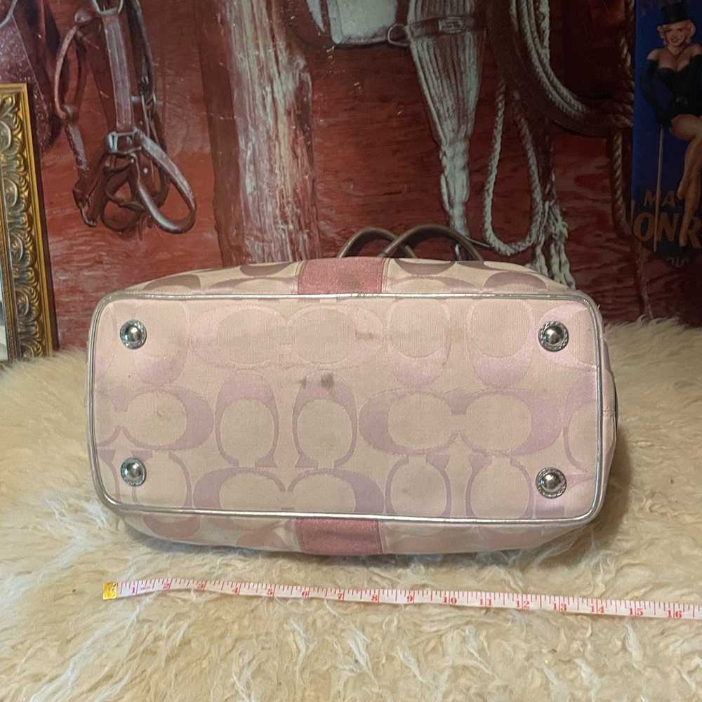 Coach Kiss Lock 3 section bag - Picture 6 of 13